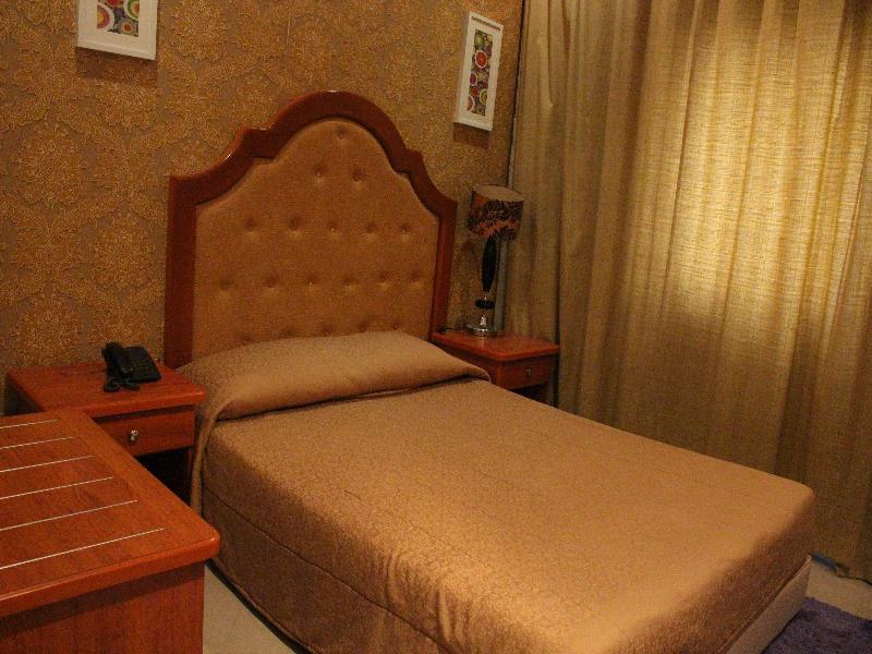 Riviera Hotel Манама Экстерьер фото