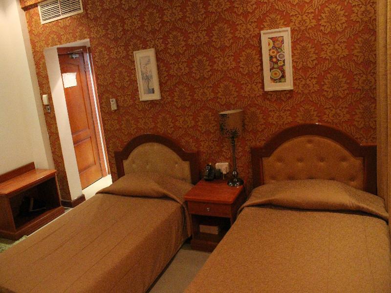 Riviera Hotel Манама Экстерьер фото