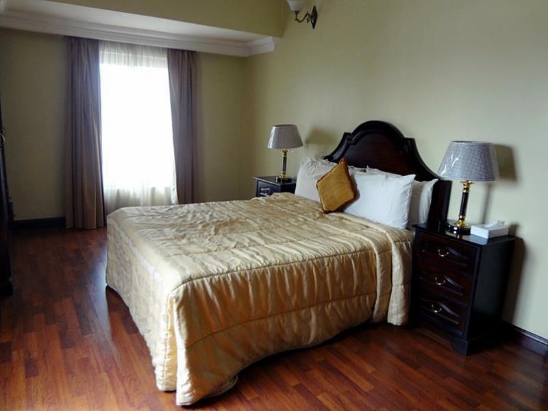 Riviera Hotel Манама Экстерьер фото