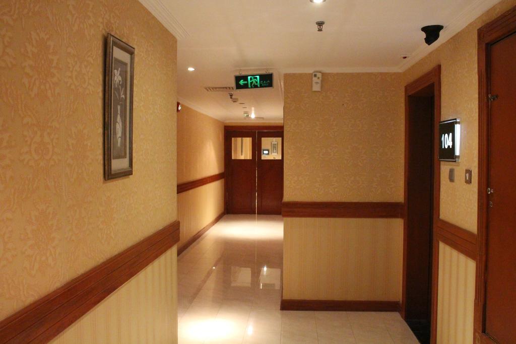 Riviera Hotel Манама Экстерьер фото