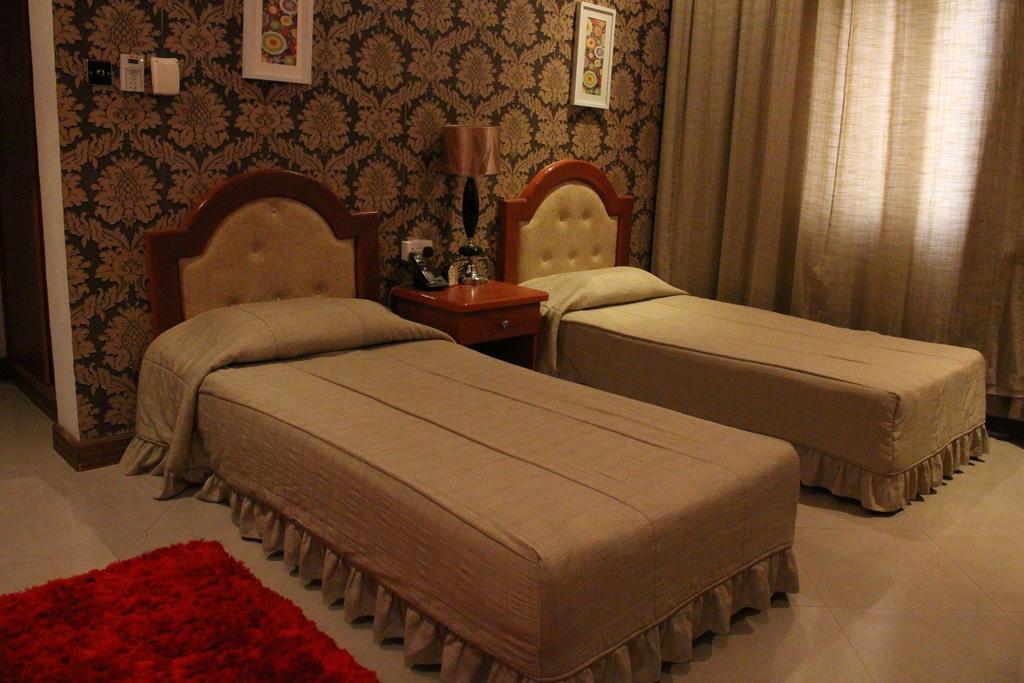 Riviera Hotel Манама Экстерьер фото